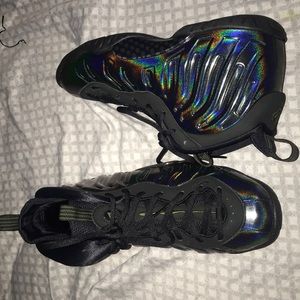 6.5 Air Foamposite One Hologram
